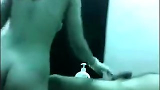 Teen girl gives her first massage with happy ending