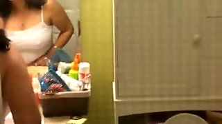 peeping on wife while pissing