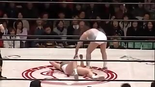 Γιαπωνέζα πάλη stinkface at 1:56